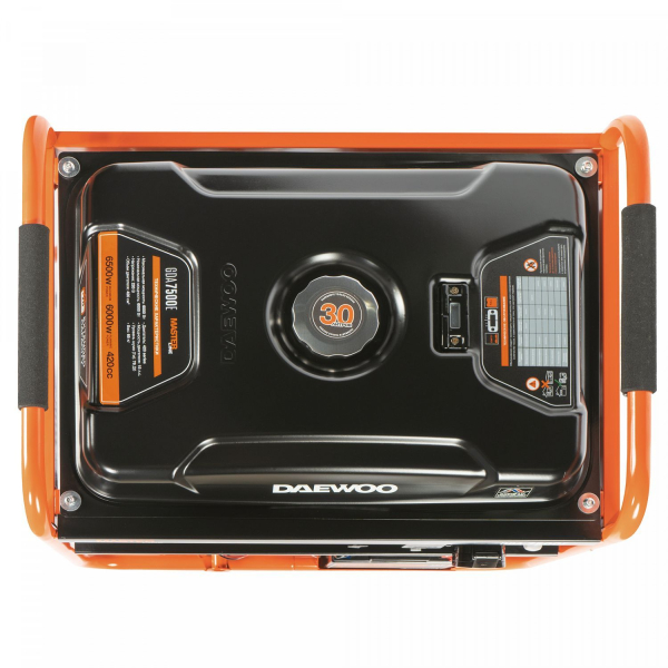 Бензиновый генератор DAEWOO GDA 7500E 4-х тактный фото