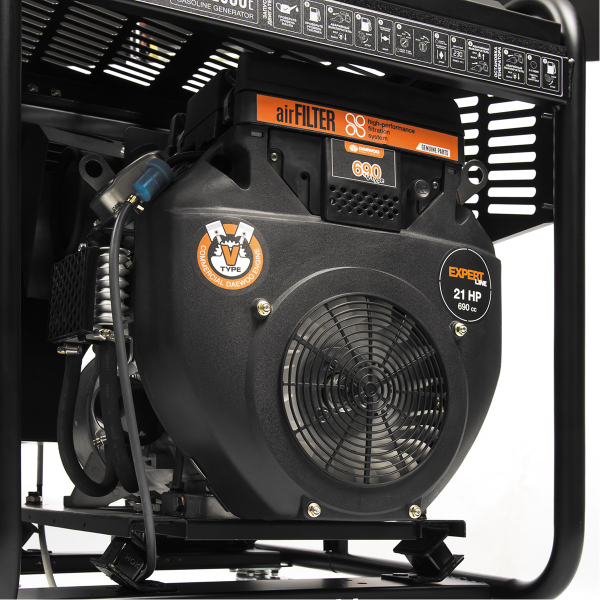 Бензиновый генератор DAEWOO GDA 12500E-3 портативный фото