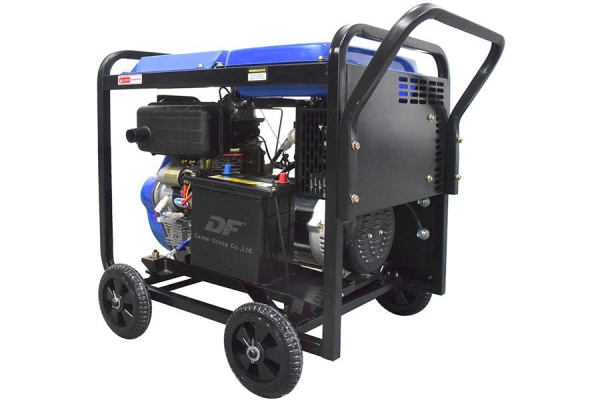 Дизельный сварочный генератор ТСС DGW 6.0/200ED-R3 026496 4-х тактный фото