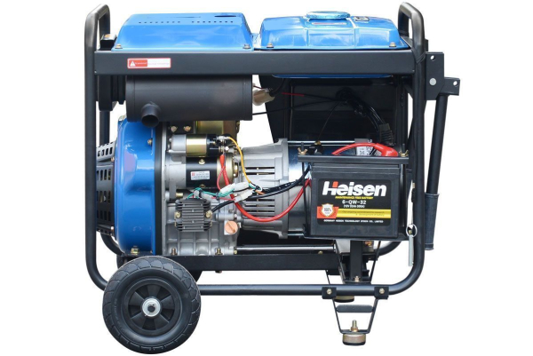 Дизельный генератор ТСС SDG 7000EH3A с АВР 033541 для гаража фото